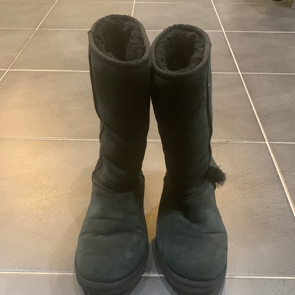 Classic tall Uggs